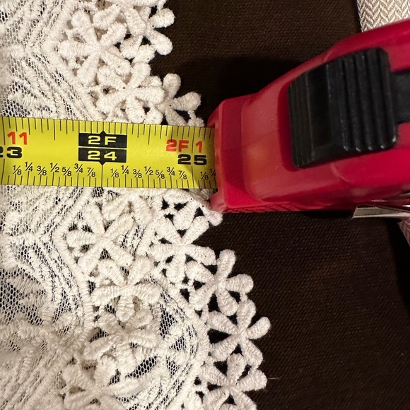 Rewind Gray Red Winter Sweater Bottom Lace Snowflakes Longer In Back SZ XS - Picture 13 of 13